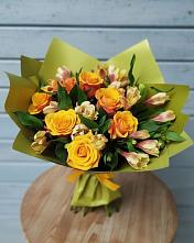 Букет цветов из:  Альстромерии и Розы в Обнинске