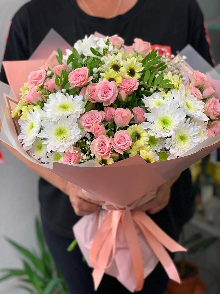 Букет цветов из: Розы и Хризантемы в Обнинске