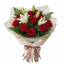 Букет цветов из:  Лилии и Розы в Обнинске