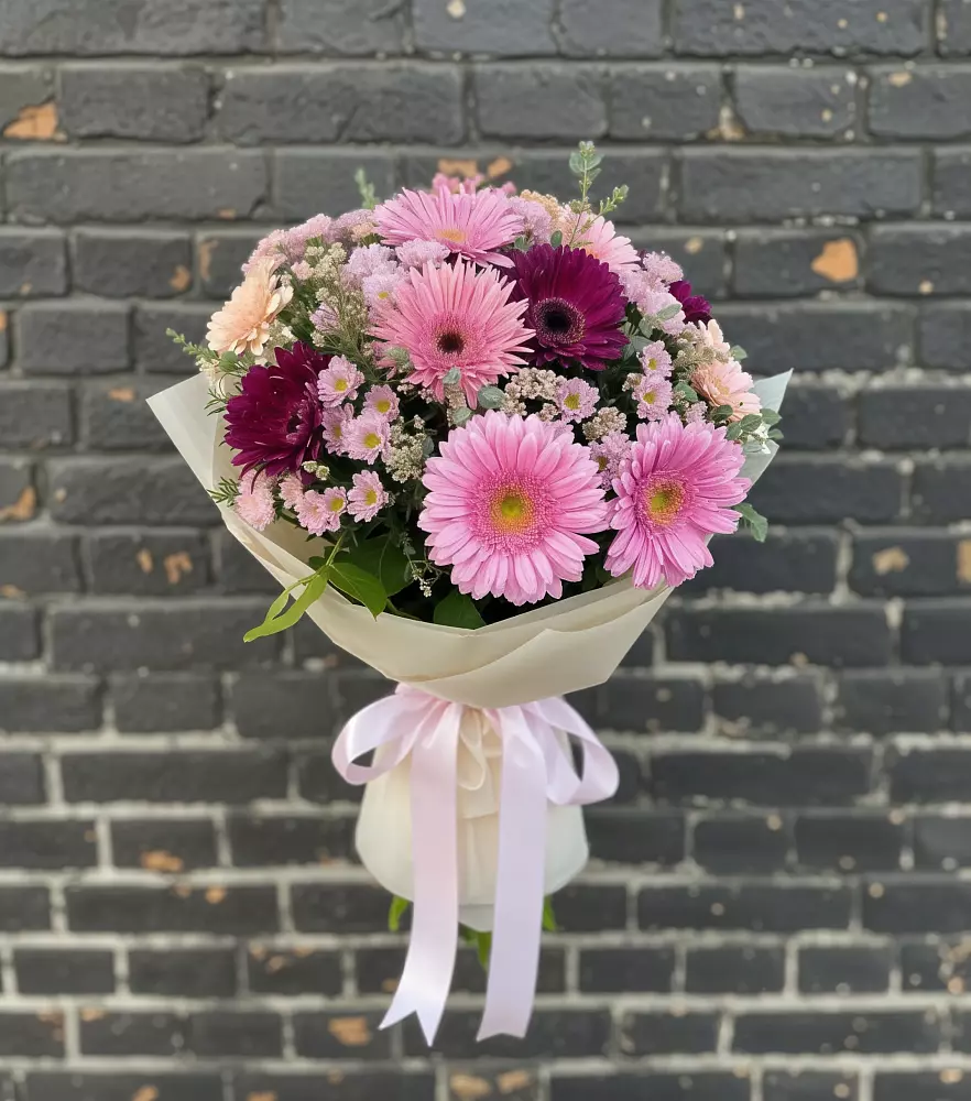 Букет цветов из: Герберы и Хризантемы в Обнинске