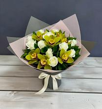 Букет цветов из:  Орхидеи и Розы #REPLACE_PRED# Обнинске