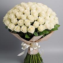 Букет 101 беля роза Белоснежка в Обнинске