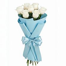 Букет 7 белых роз Проуд в Обнинске