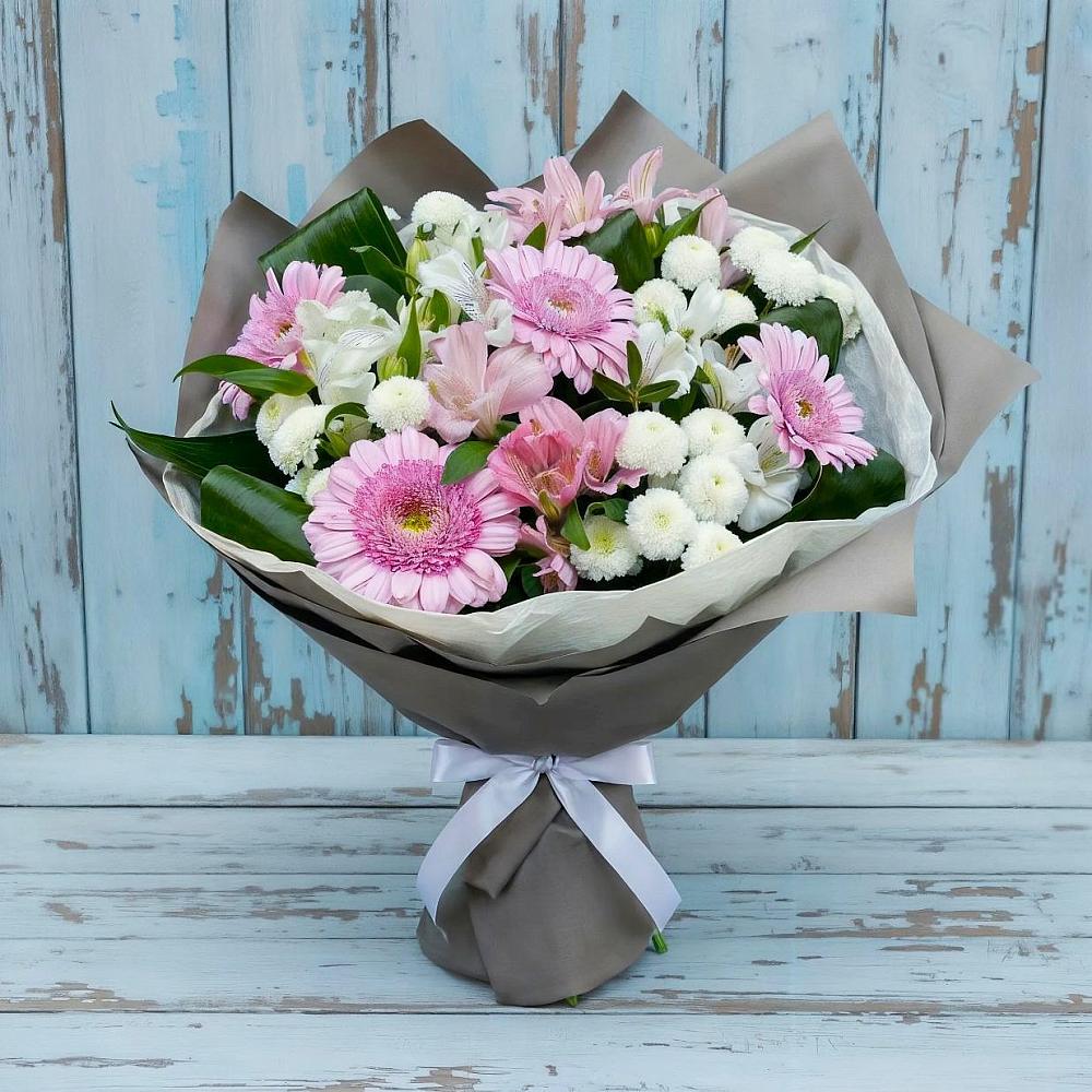 Букет цветов из: Герберы, Альстромерии и Хризантемы в Обнинске