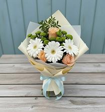 Букет цветов из:  Герберы, Розы и Хризантемы в Обнинске