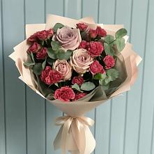 Букет цветов из:  Гвоздики и Розы #REPLACE_PRED# Обнинске