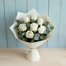 Букет Белые розы в Эвкалипте в Обнинске