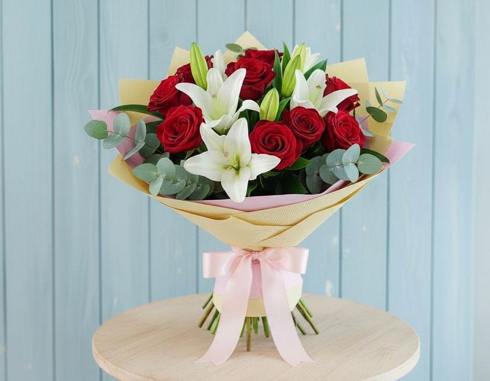 Букет цветов из: Лилии и Розы в Обнинске